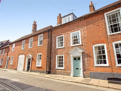 4 bedroom property for sale in Lion Street, Chichester, PO19