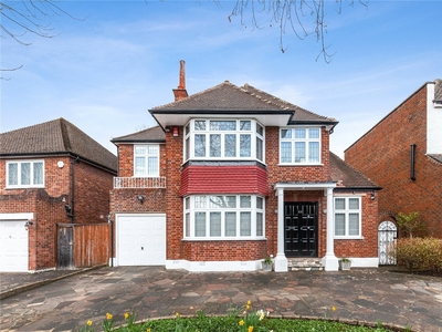 4 bedroom property for sale in Pangbourne Drive, Stanmore, HA7