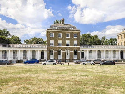 4 bedroom property for sale in The Paragon, London, SE3