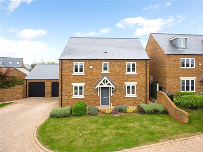 4 bedroom property for sale in The Robins, Adderbury, OX17