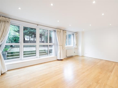 5 bedroom property to let in Loudoun Road St. John's Wood NW8