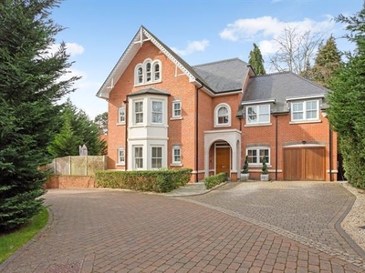 5 bedroom property to let in Windsor Grey Close Ascot SL5