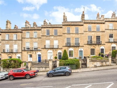 6 bedroom property for sale in Dunsford Place, Bath, BA2