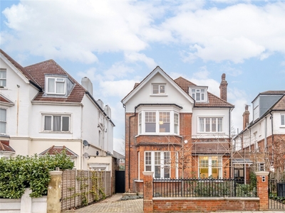 7 bedroom property for sale in Lytton Grove, London, SW15