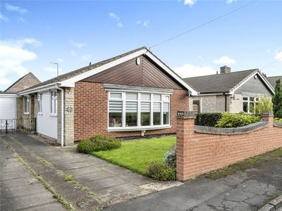Bungalow to rent in Remple Avenue, Hatfield Woodhouse, Doncaster, South Yorkshire DN7