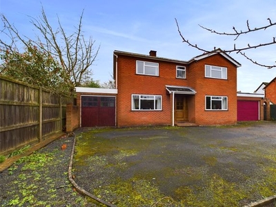 Detached house for sale in London Road, Worcester, Worcestershire WR5
