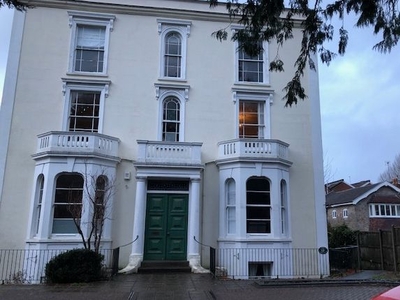 Flat to rent in Alma Rd, Clifton, Bristol BS8