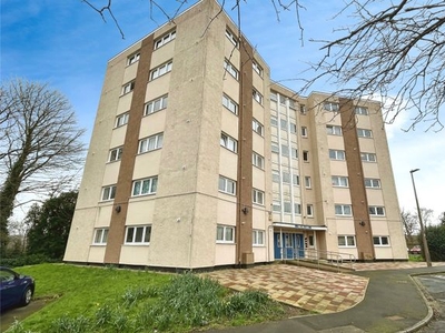 Flat to rent in Fare Hill Flats, Berry Brow, Huddersfield HD4