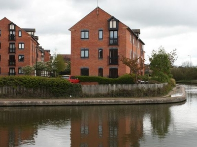 Flat to rent in The Moorings, Leamington Spa CV31