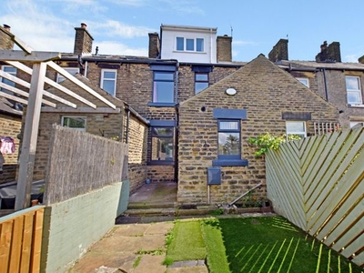 Terraced house to rent in Don Street, Penistone, Sheffield S36