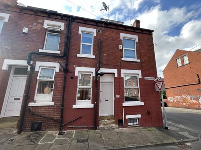 Terraced house to rent in Harold Place, Leeds, West Yorkshire LS6