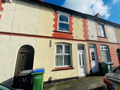 Terraced house to rent in Mason Street, West Bromwich B70