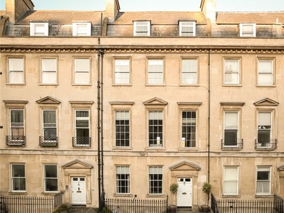 Terraced house to rent in The Paragon, Bath BA1