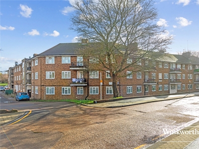 The Grange, East Finchley, London, N2 4 bedroom flat/apartment in East Finchley