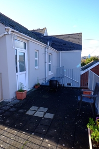 1 Bed Flat, Comrie House, EX2