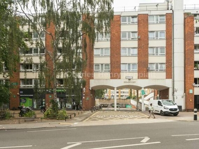 1 Bedroom Apartment For Sale In Malden Road, London