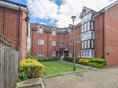 1 Bedroom Apartment For Sale In Stanstead Abbotts