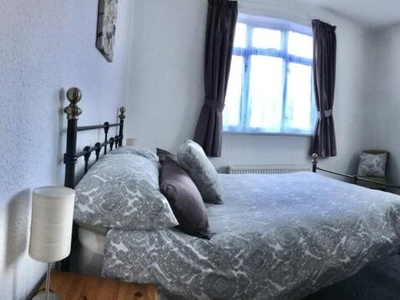 1 Bedroom Flat For Rent In Southsea, Hampshire