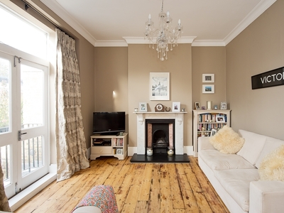 1 bedroom property to let in Lambourn Road London SW4