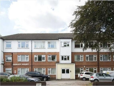 2 Bedroom Apartment For Rent In Blake Hall Road, Wanstead