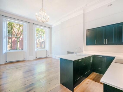 2 Bedroom Apartment For Rent In Earl's Court, London