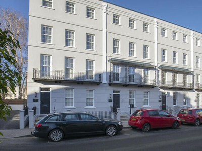 2 Bedroom Apartment For Rent In Wellington Street