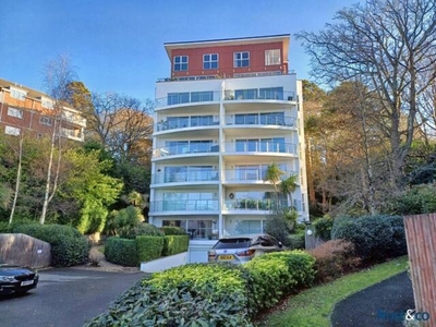 2 Bedroom Apartment For Sale In Poole, Dorset