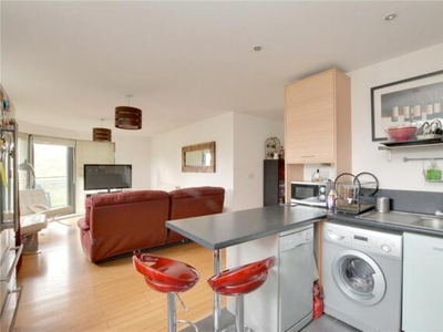 2 Bedroom Apartment For Sale In Shooters Hill, London