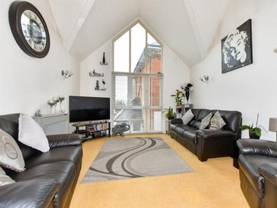 2 Bedroom Coach House For Sale In New Romney