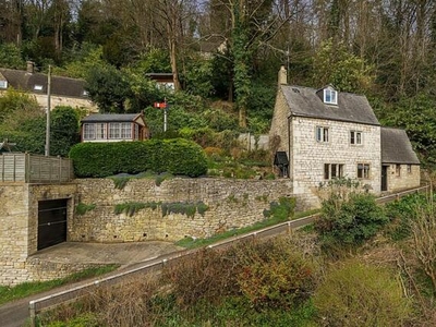 2 Bedroom Detached House For Sale In Chalford, Stroud