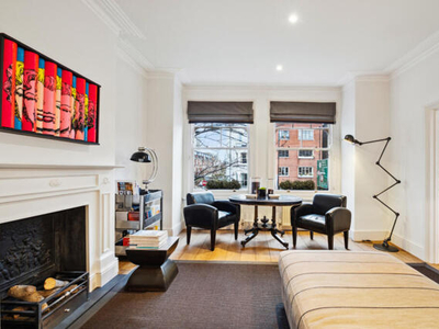 2 Bedroom Flat For Rent In
Battersea