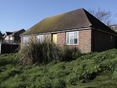 3 Bedroom Detached Bungalow For Sale In Brighton