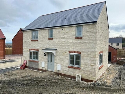 3 Bedroom Detached House For Sale In 10 Old Farm Lane