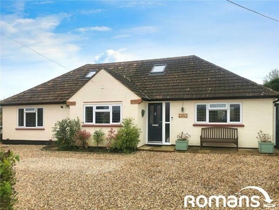 3 Bedroom Detached House For Sale In Holyport