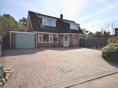 3 Bedroom Detached House For Sale In Louth
