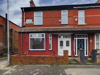 3 Bedroom End Of Terrace House For Rent In Levenshulme, Manchester