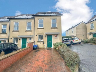 3 Bedroom End Of Terrace House For Sale In Kingswood, Bristol