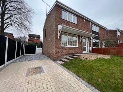 3 Bedroom Semi-detached House For Rent In Ripley, Derbyshire