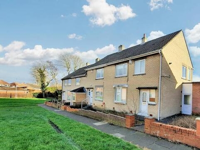 3 Bedroom Semi-detached House For Sale In Blaydon-on-tyne, Gateshead