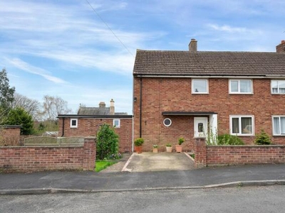 3 Bedroom Semi-detached House For Sale In Corby Glen, Grantham