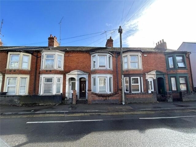 3 Bedroom Terraced House For Rent In St James, Northampton