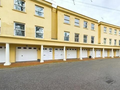 3 Bedroom Town House For Sale In Worthing