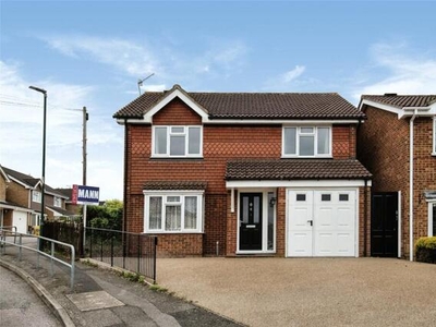 4 Bedroom Detached House For Sale In Chatham, Kent