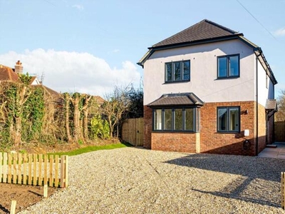 4 Bedroom Detached House For Sale In Horndean, Hampshire