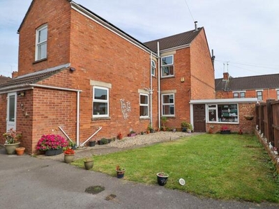 4 Bedroom End Of Terrace House For Sale In Yeovil, Somerset