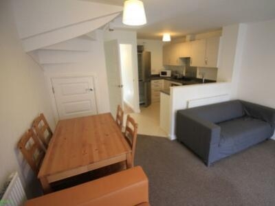 4 Bedroom Property For Rent In Canal Basin, Coventry