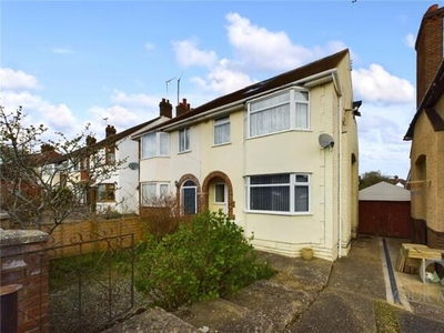 4 Bedroom Semi-detached House For Sale In Northampton