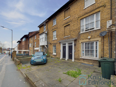 4 Bedroom Terraced House For Rent In Maidstone