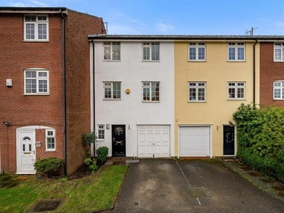 4 Bedroom Town House For Rent In Salford