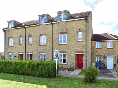 4 Bedroom Town House For Sale In Whitfield, Dover
